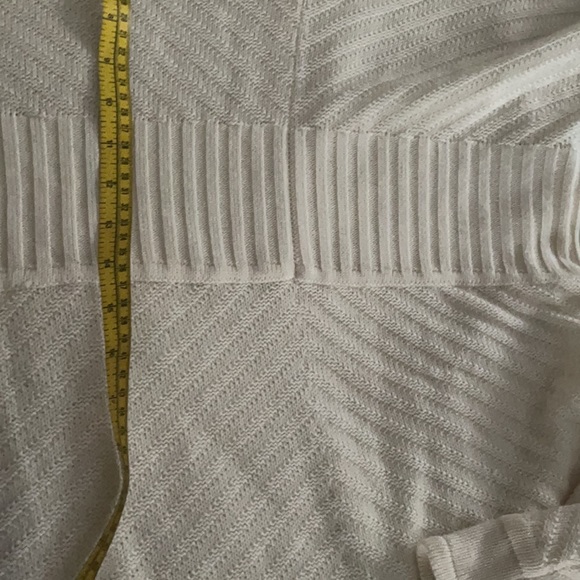 Cupio cream color sweater - Picture 11 of 11